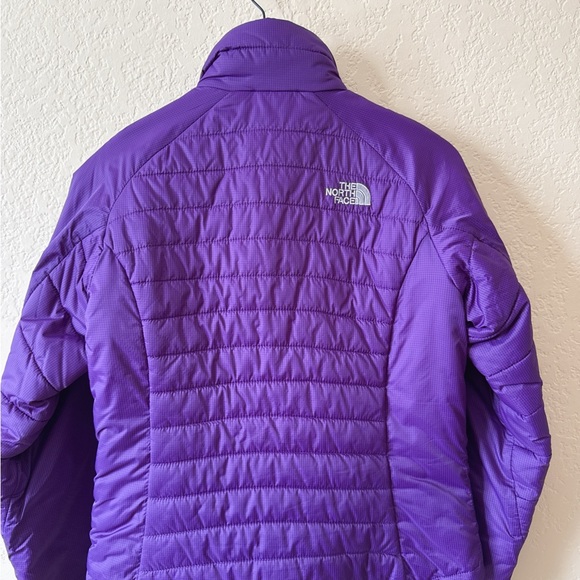 The North Face Women's Purple Jacket - Picture 6 of 8